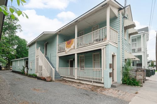 279 Coming St, Charleston, SC, 29403-6484 | Card Image