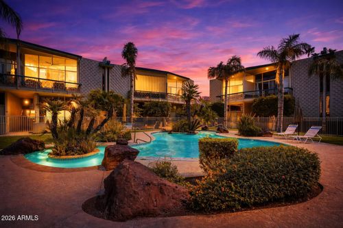 d102-334 W Medlock Dr, Phoenix, AZ, 85013-2317 | Card Image