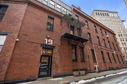 1c-19 Stanhope Street, Boston, MA, 02116 | Card Image