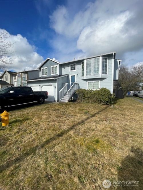 5633 105th Pl Ne, Marysville, WA, 98270-6638 | Card Image