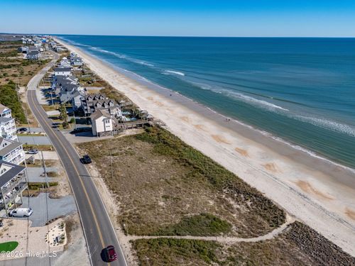 1112 New River Inlet Rd, N Topsail Beach, NC, 28460-9250 | Card Image