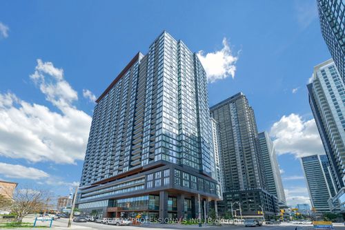 19 Western Battery Rd, Toronto, ON, M6K0E3 | Card Image