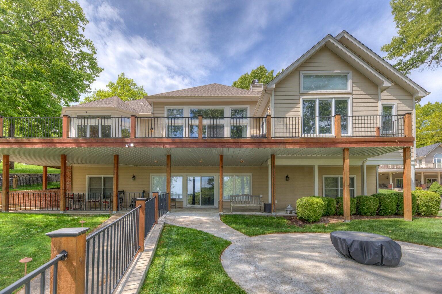 Evans Dr, Grove, OK 74344
