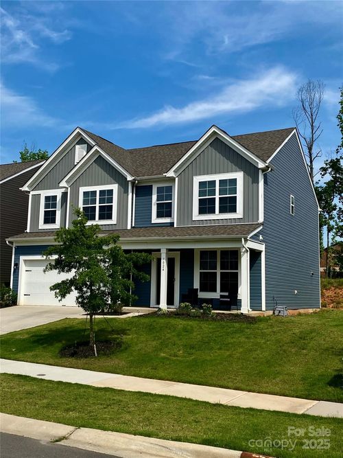 7024 Wheyfield Dr, Charlotte, NC, 28215-8424 | Card Image