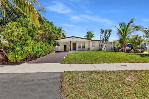 5324 Nw 1st Ave, Oakland Park, FL, 33309-3204 | Card Image