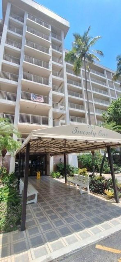 apt-509-2661 S Course Dr, Pompano Beach, FL, 33069-6311 | Card Image
