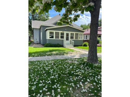 221 Walnut St, Windsor, CO, 80550-5139 | Card Image