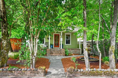 318 Petaluma Ave, Sebastopol, CA, 95472-4247 | Card Image