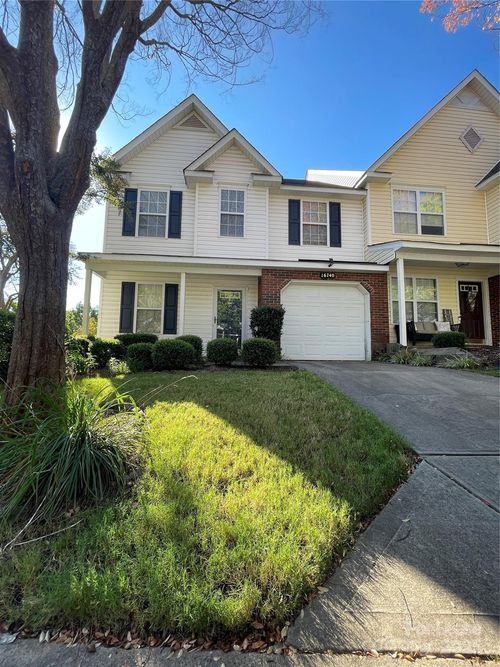 16740 Timber Crossing Rd, Charlotte, NC, 28213-6803 | Card Image