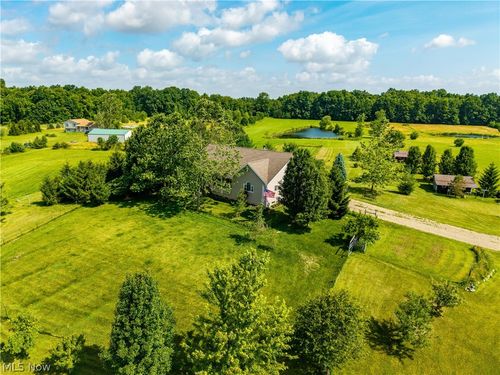 738 County Road 620, Ashland, OH, 44805-9548 | Card Image