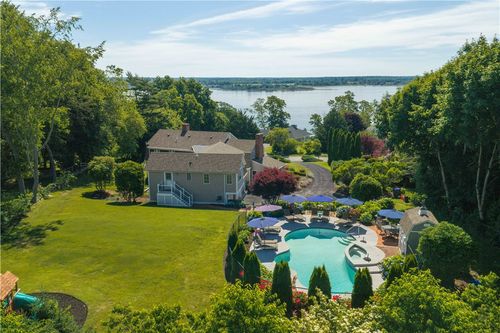 176 Heidi Dr, Portsmouth, RI, 02871-3517 | Card Image