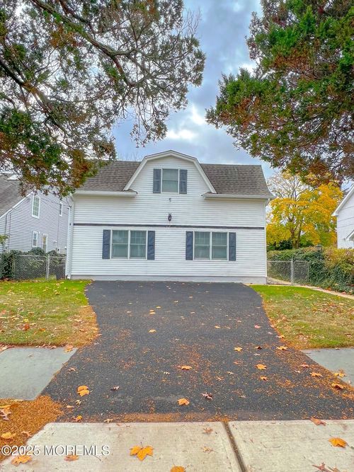 413 Morris Ave, Spring Lake, NJ, 07762-1319 | Card Image