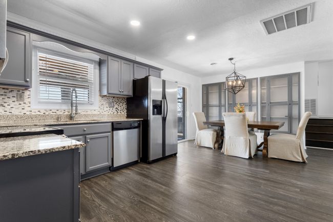 591 Shore Dr, House other with 3 bedrooms, 2 bathrooms and 2 parking in Big Sandy TN | Image 34