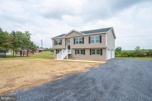 327 Audrey Ln, INWOOD, WV, 25428-3645 | Card Image