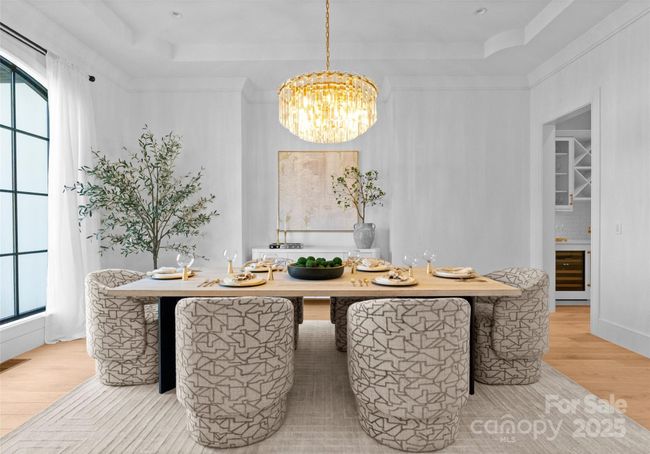 DINING ROOM | Image 11