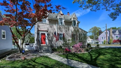 178 Jackson Ave, Rutherford, NJ, 07070-1816 | Card Image