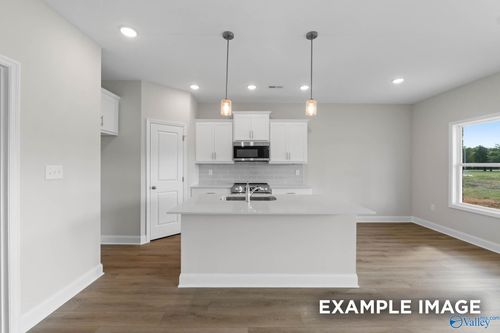 135 Bella May Ln, New Market, AL, 35761-6801 | Card Image