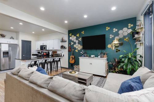 1349 S Mountain Crest Dr, Woods Cross, UT, 84087-2524 | Card Image