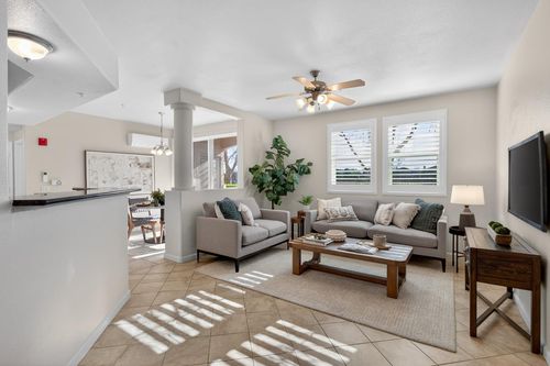 unit-811-1900 Danbrook Dr, Sacramento, CA, 95835-1691 | Card Image