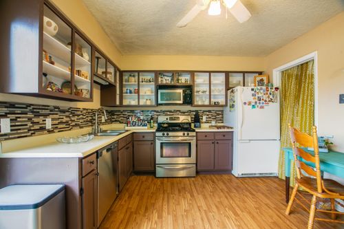 1121 Chelwood Park Blvd Ne, Albuquerque, NM, 87112-5949 | Card Image