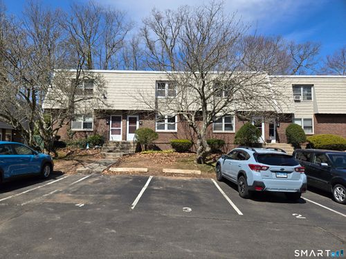 e-63 Briarwood Ln, Branford, CT, 06405-4315 | Card Image