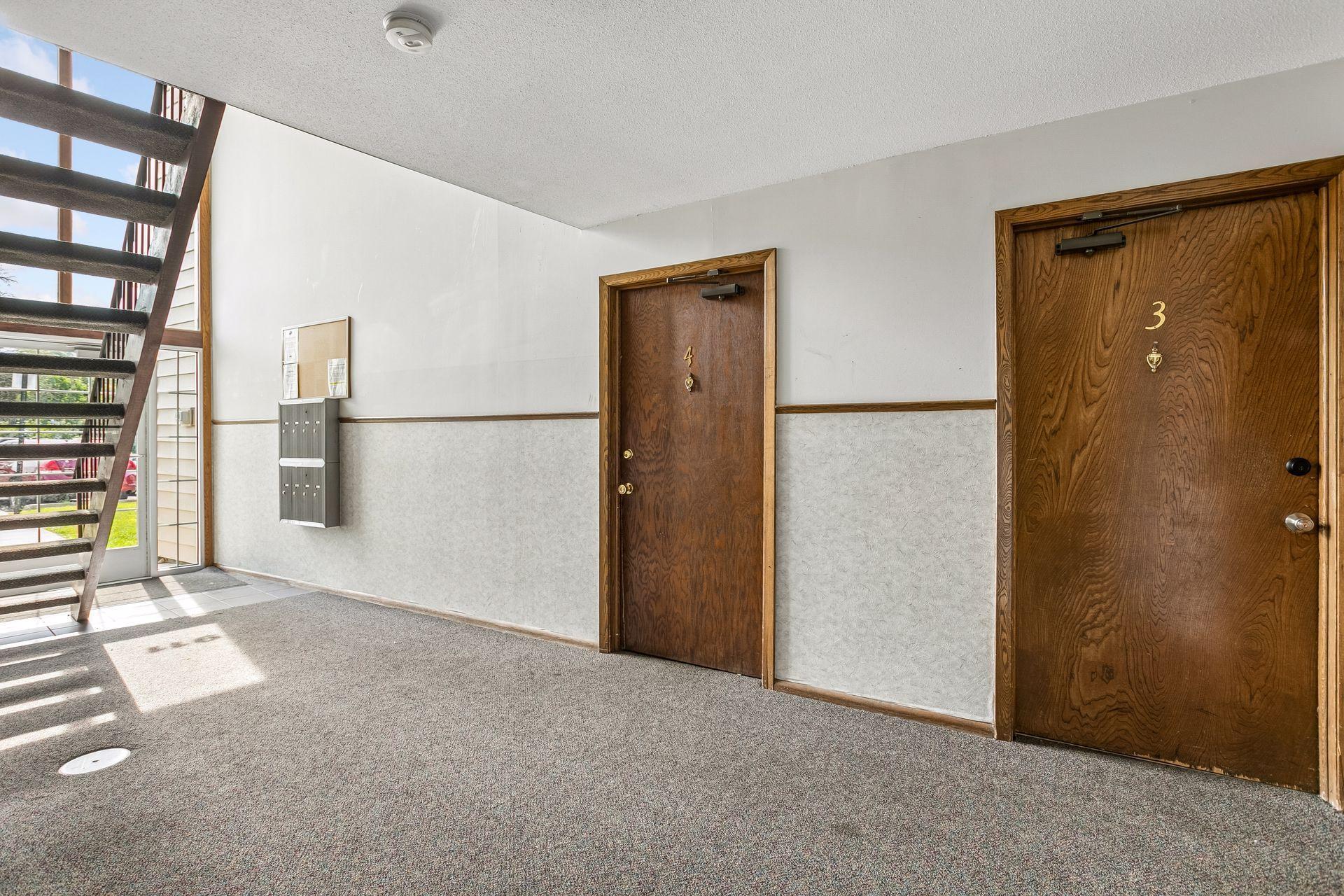 Residential in Hopkins 3