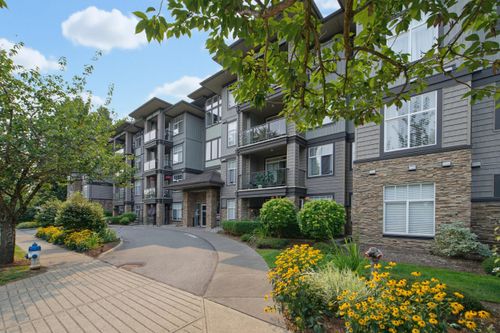 102-33338 Mayfair Ave, Abbotsford, BC, V2S0A4 | Card Image