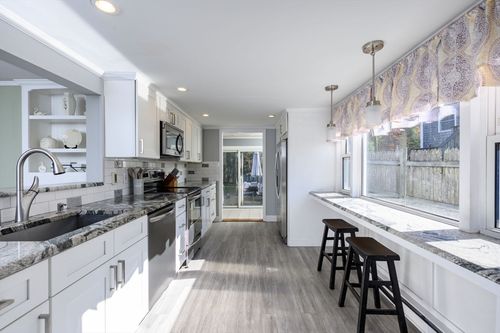 30 Lancaster Ave, Plymouth, MA, 02360-4240 | Card Image