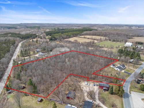 Lt0 Division Rd, GLENBEULAH, WI, 53023 | Card Image