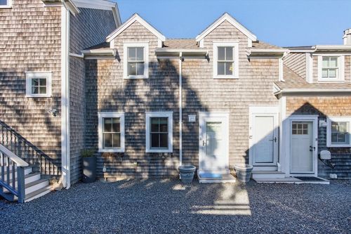 unit-3-16 Conwell St, Provincetown, MA, 02657-1854 | Card Image