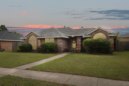 2516 Buck Dr, Mesquite, TX, 75181-1686 | Card Image