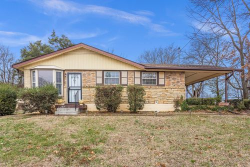 3213 Leswood Ln, Nashville, TN, 37207-2441 | Card Image