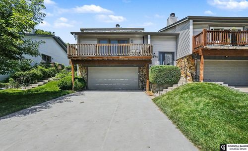 9374 Parker St, Omaha, NE, 68114-1240 | Card Image
