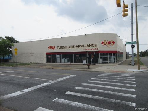 15200 Houston Whittier Street, Detroit, MI, 48205 | Card Image