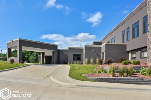 unit-201-110 Rocksylvania Ave, Iowa Falls, IA, 50126-2412 | Card Image