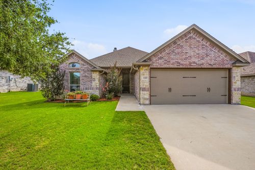 123 Donna Cir, Granbury, TX, 76049-7493 | Card Image