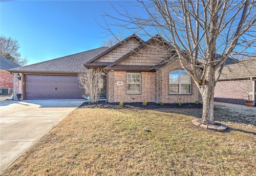 103 Ne Chicory Ln, Bentonville, AR, 72712-4802 | Card Image