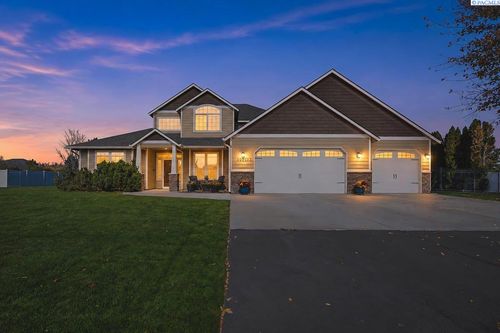 103512 Nicole Dr, Kennewick, WA, 99338 | Card Image