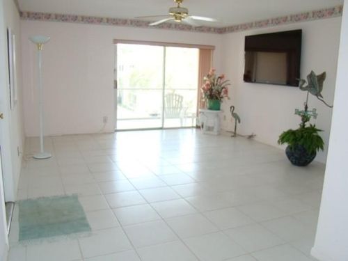 apt-35-620 Nw 13th St, Boca Raton, FL, 33486-2435 | Card Image