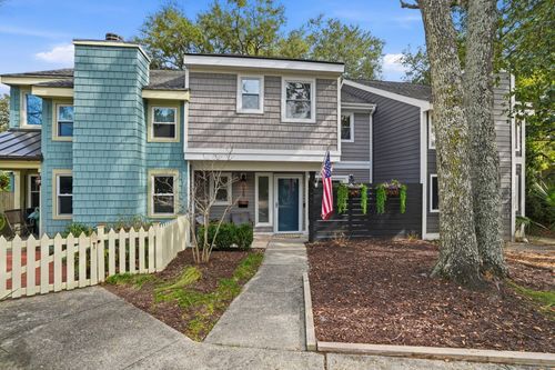 629 Bay Tree Ct, Mount Pleasant, SC, 29464-3534 | Card Image