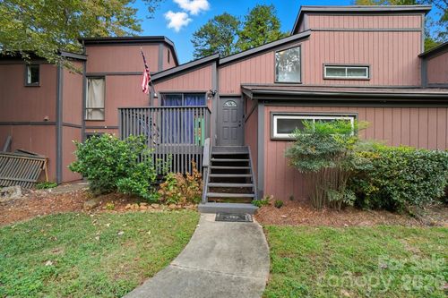 6103 Honeysuckle Ln, Charlotte, NC, 28212-0820 | Card Image