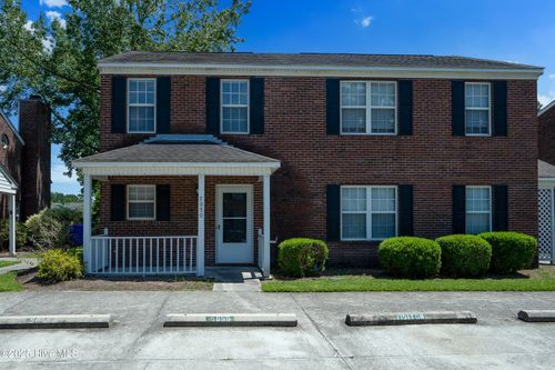 5050 Lampost Cir, Wilmington, NC, 28403-0607 | Card Image