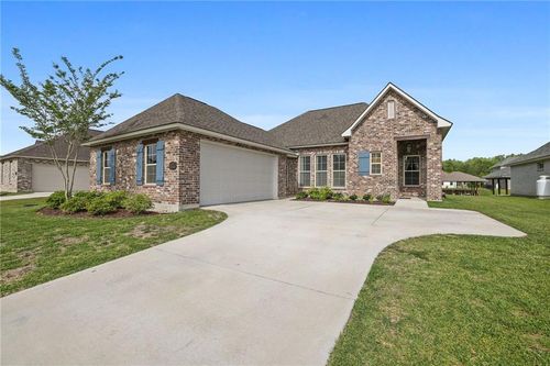 21497 Blue Fin Dr, Springfield, LA, 70462-8232 | Card Image