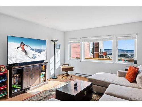 387 8th Ave, Fairplay, CO, 80440-5019 | Card Image