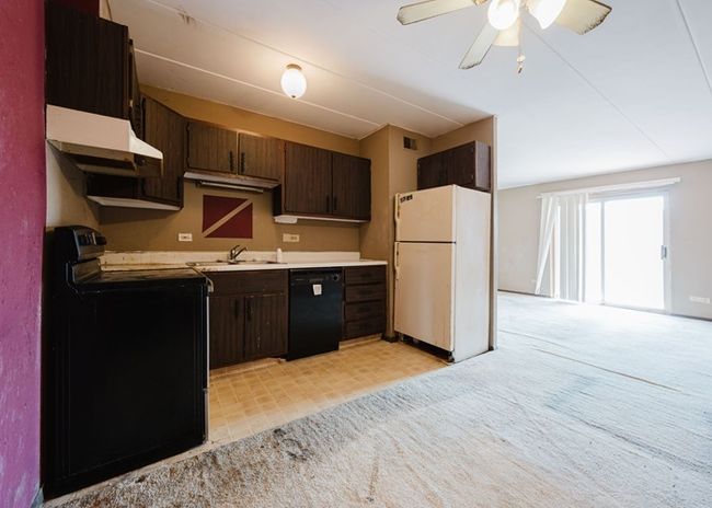APT-2E - 3012 171 St St, Condo with 2 bedrooms, 1 bathrooms and null parking in Hazel Crest IL | Image 9