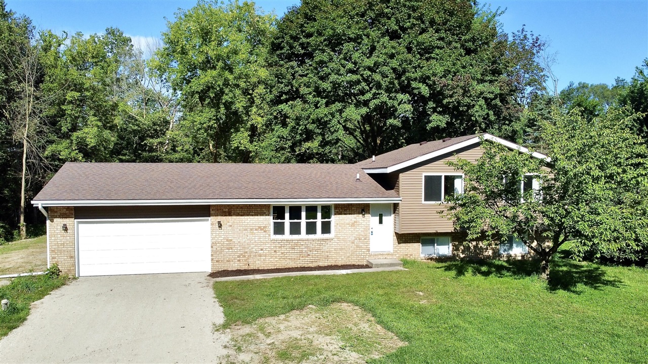 John Goff Rd, Watervliet, MI 49098