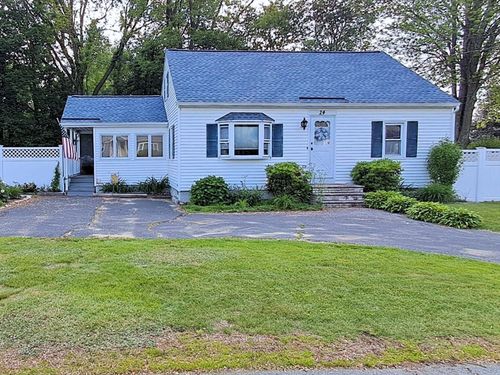 24 Dorothy Ave, Dracut, MA, 01826-3802 | Card Image