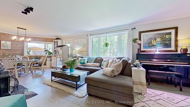 92 N Murray St, House other with 3 bedrooms, 3 bathrooms and 5 parking in Quinte West ON | Image 6