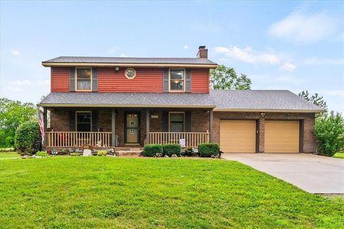 3912 Sw Pryor Rd, Lee's Summit, MO, 64082-3305 | Card Image