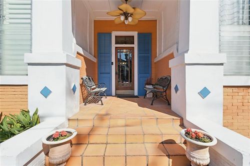 apt-6-2019 Camp St, New Orleans, LA, 70130-5047 | Card Image